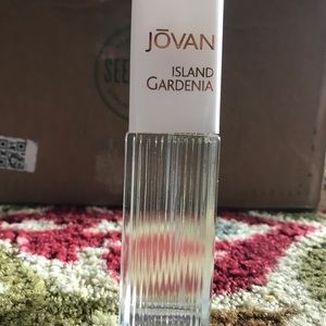 Jovan Island gardenia